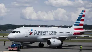 বৈষম্যমূলক আচরণের অভিযোগে যুক্তরাষ্ট্রের বিমানকর্মী বরখাস্ত